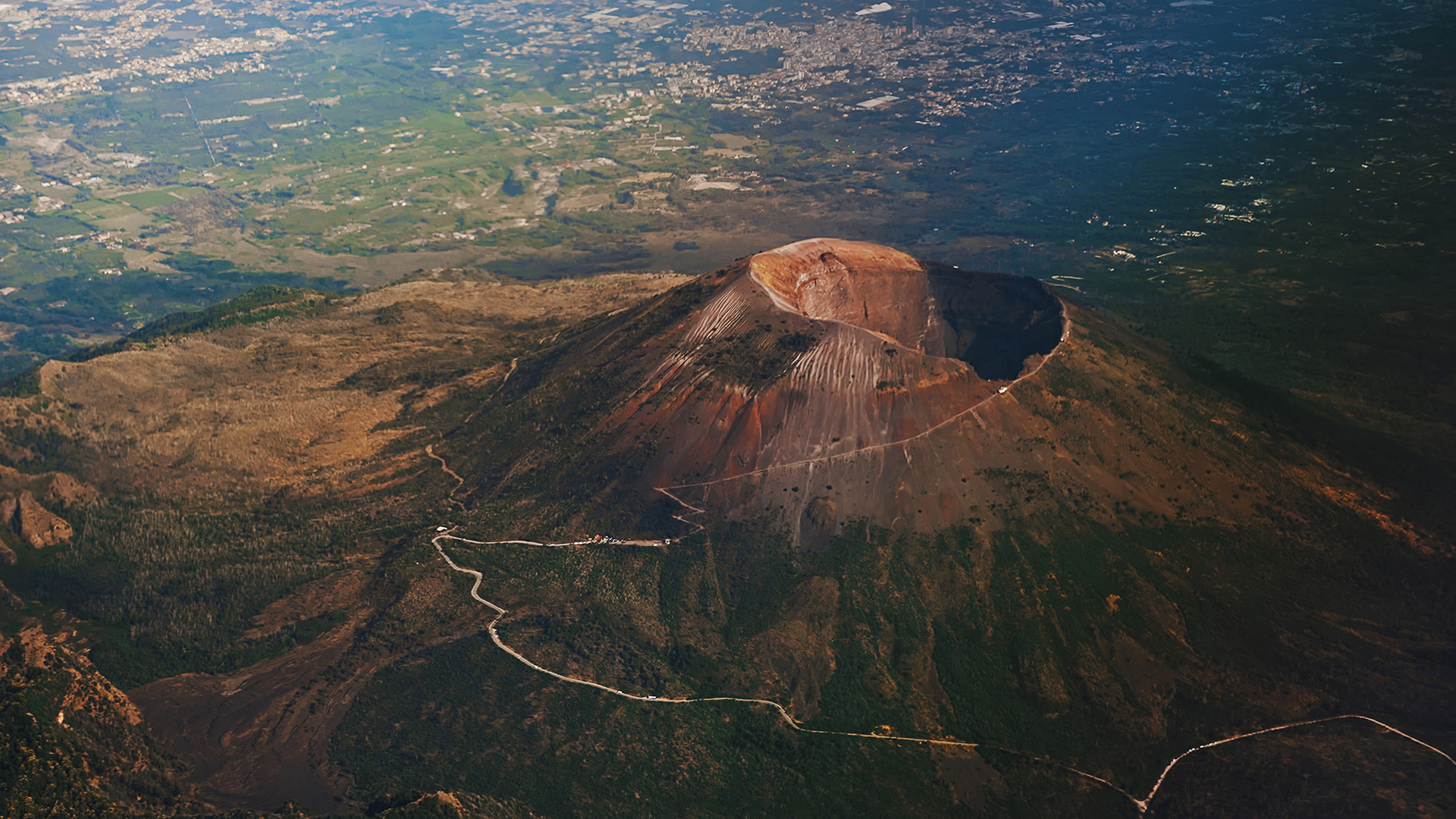 Pompeii & Vesuvius With Wine Tasting