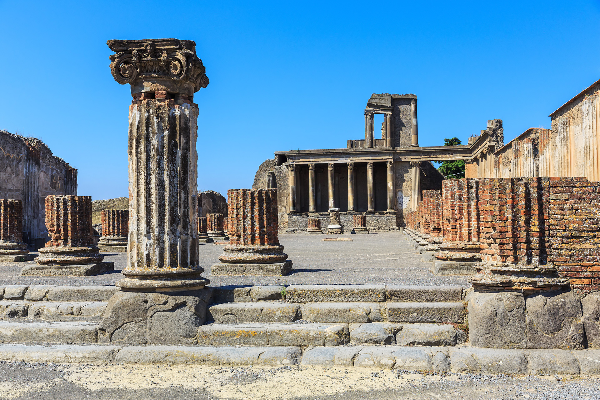 Vesuvius, Pompeii, and Herculaneum